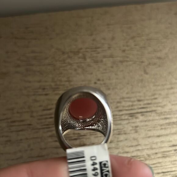 Cache stone ring 💍 - Picture 2 of 8